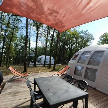 Semesterbostad Tente 3 Etoiles - Piscine - Efchbd *